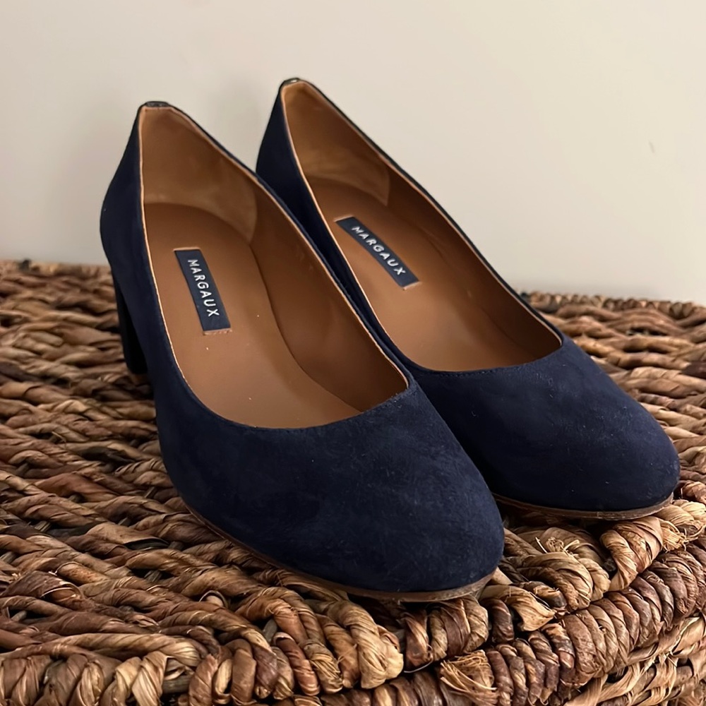 Margaux “The Heel” in navy suede, size 7